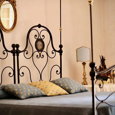La Dama Con L'Ermellino B&B San Giovanni in Croce ภายนอก รูปภาพ