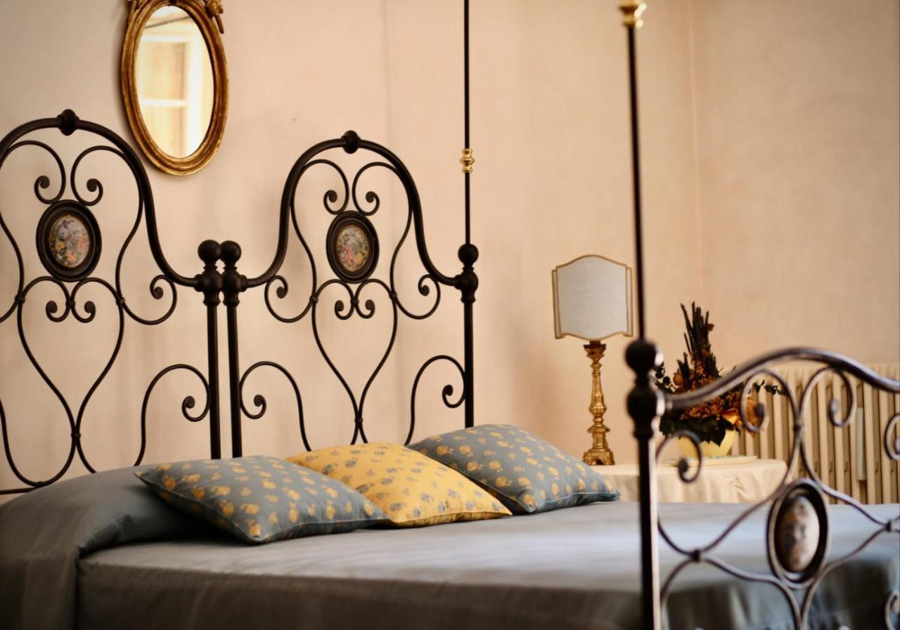 La Dama Con L'Ermellino B&B San Giovanni in Croce ภายนอก รูปภาพ
